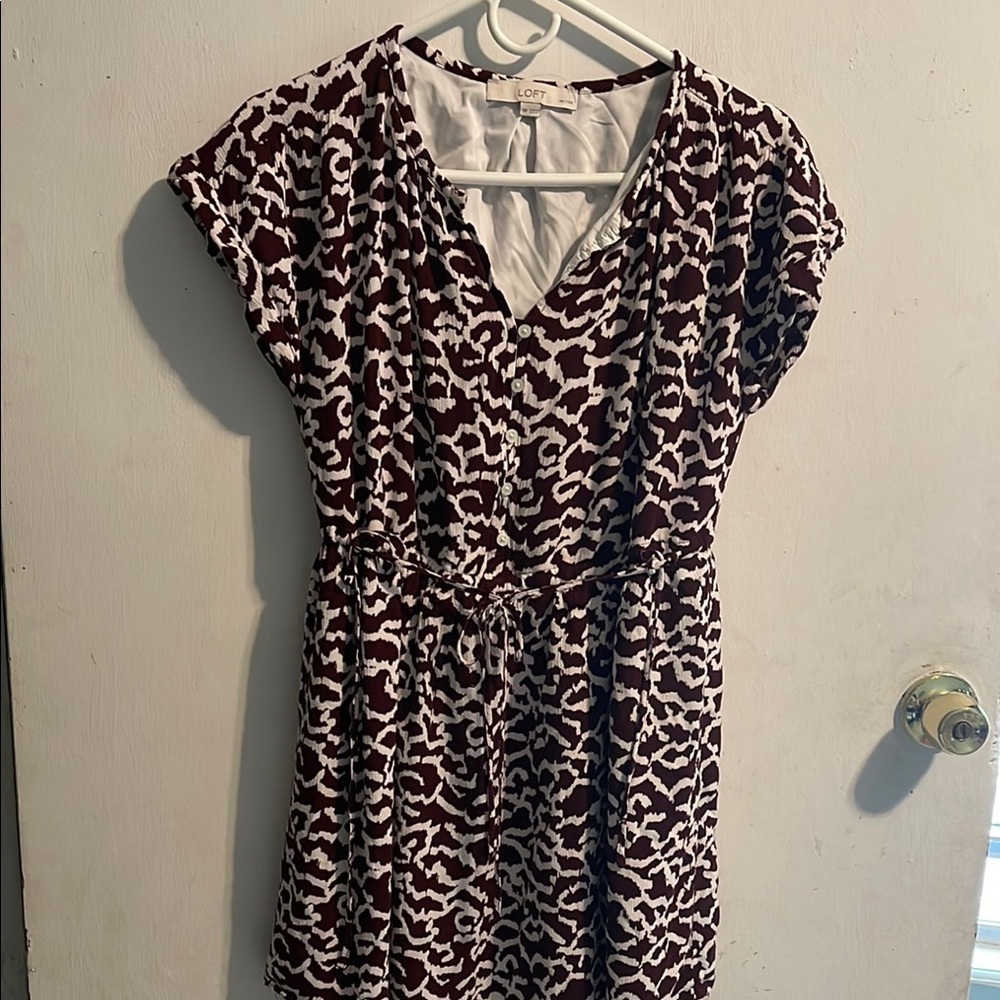 LOFT‎ Women's Brown and White Dress